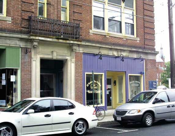 28 Center Street